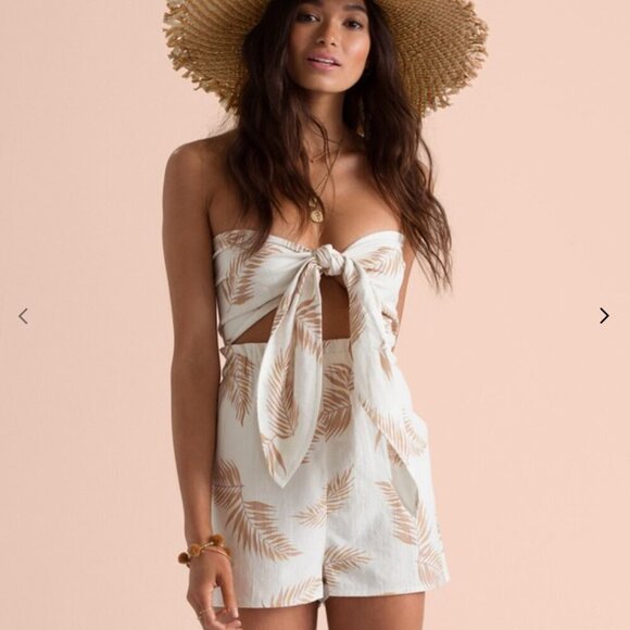 Billabong Fake Love SET High Waist Shorts Crop Tie Top Weave Palm NWT Sz Small - Picture 1 of 8